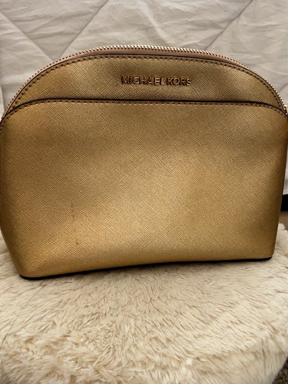 MICHAEL KORS Gold Saffiano Cosmetic Case
